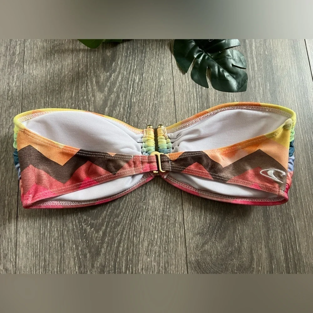 O’Neill colorful rainbow chevron zig zag bandeau U bar bikini top. Size S